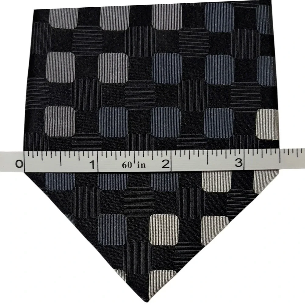 Sean John Necktie Black Gray Shadow Geometric Grid Pattern‎ 100% Silk Designer